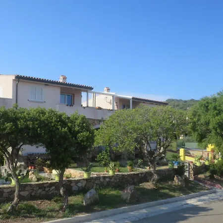 Iocchedda Appartement Porto Ottiolu Buitenkant foto