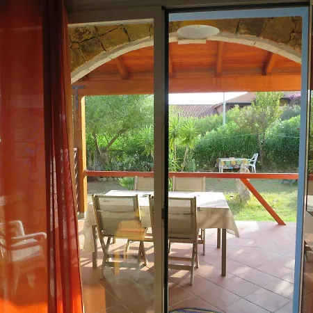 Iocchedda Appartement Porto Ottiolu Buitenkant foto